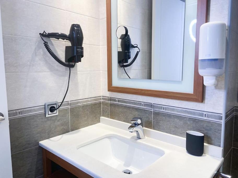 Espectacular Apartamento Con Vistas En Escaldes - 10Min Caminando Al Centro - Parking Gratis L By Bonesvacances Ngoại thất bức ảnh