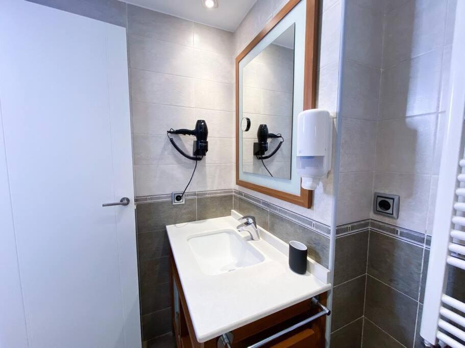 Espectacular Apartamento Con Vistas En Escaldes - 10Min Caminando Al Centro - Parking Gratis L By Bonesvacances Ngoại thất bức ảnh